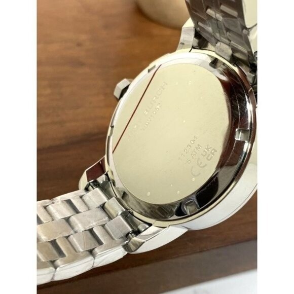 Tory Burch Women's Watch TBW1052 Quartz Chronograph Cream Dial Two Tone Steel - Picture 7 of 14